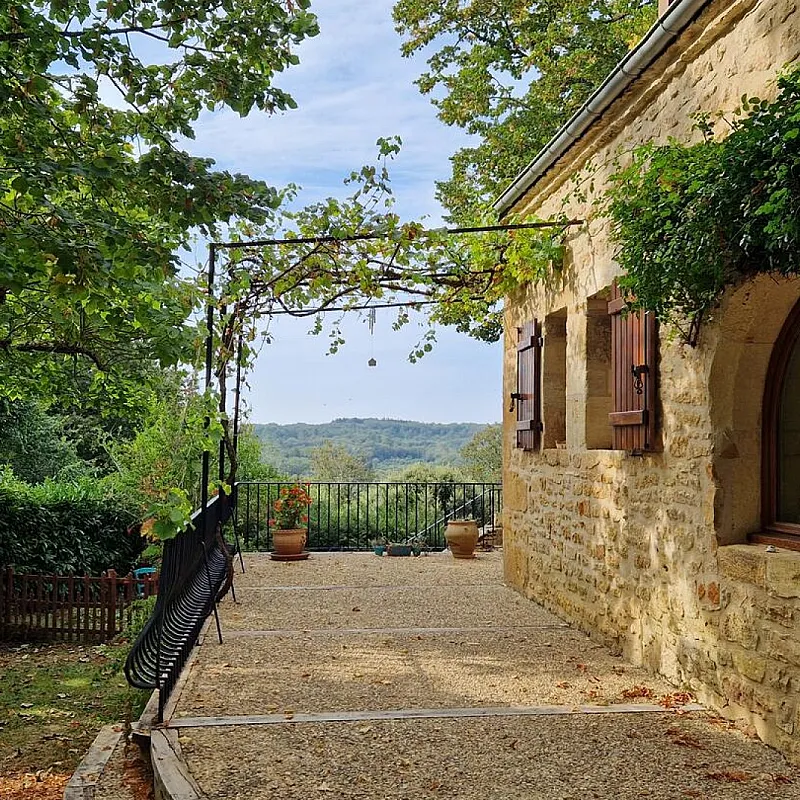 9iIoR8O16rDfuknMhYSO9KAS8cwlHQsFq1nVijZC