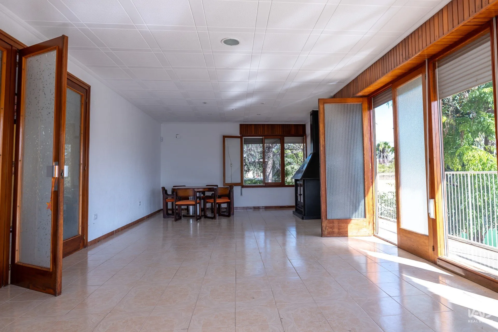 KZtrUGP5Q6ohS82xgZBXDT4xSbzsS4wIFMBQXLoW