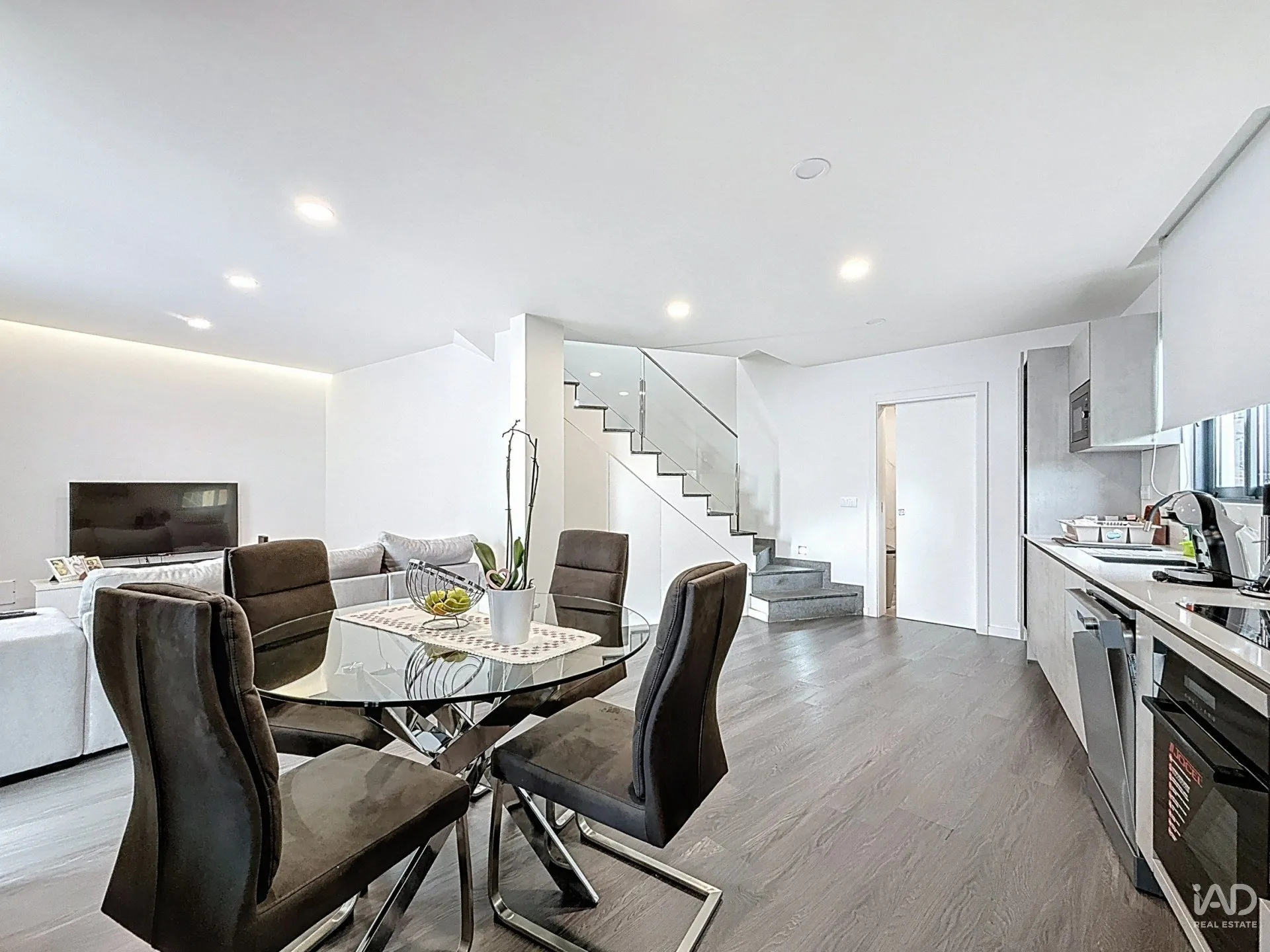 oy1B36zUznZe5oLvY2Tom6wBKsb47vruf39PA9bw