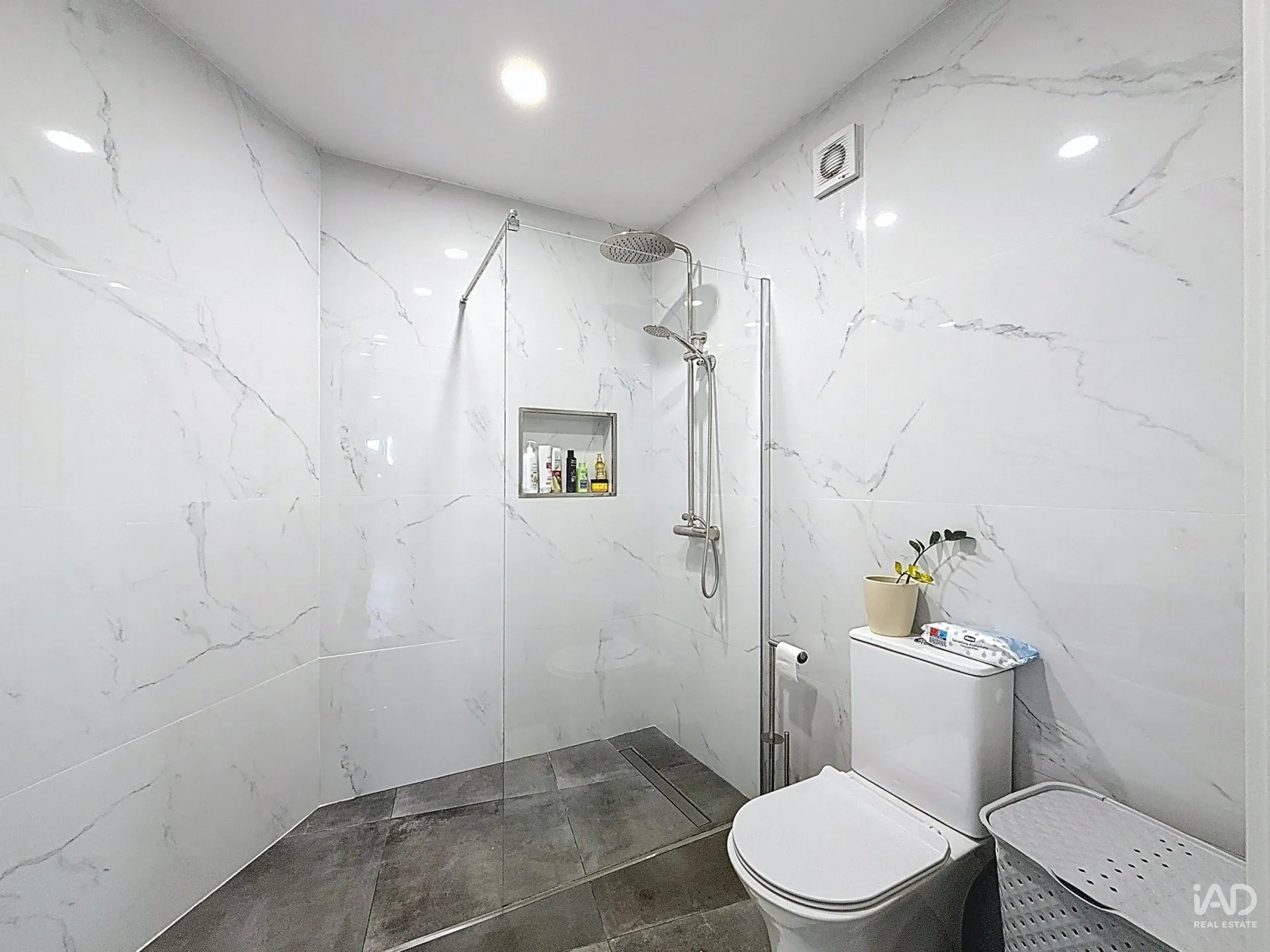 sBca1CrLifzR70BTs7ROCfiiwFPwDhEdjoohK3s3