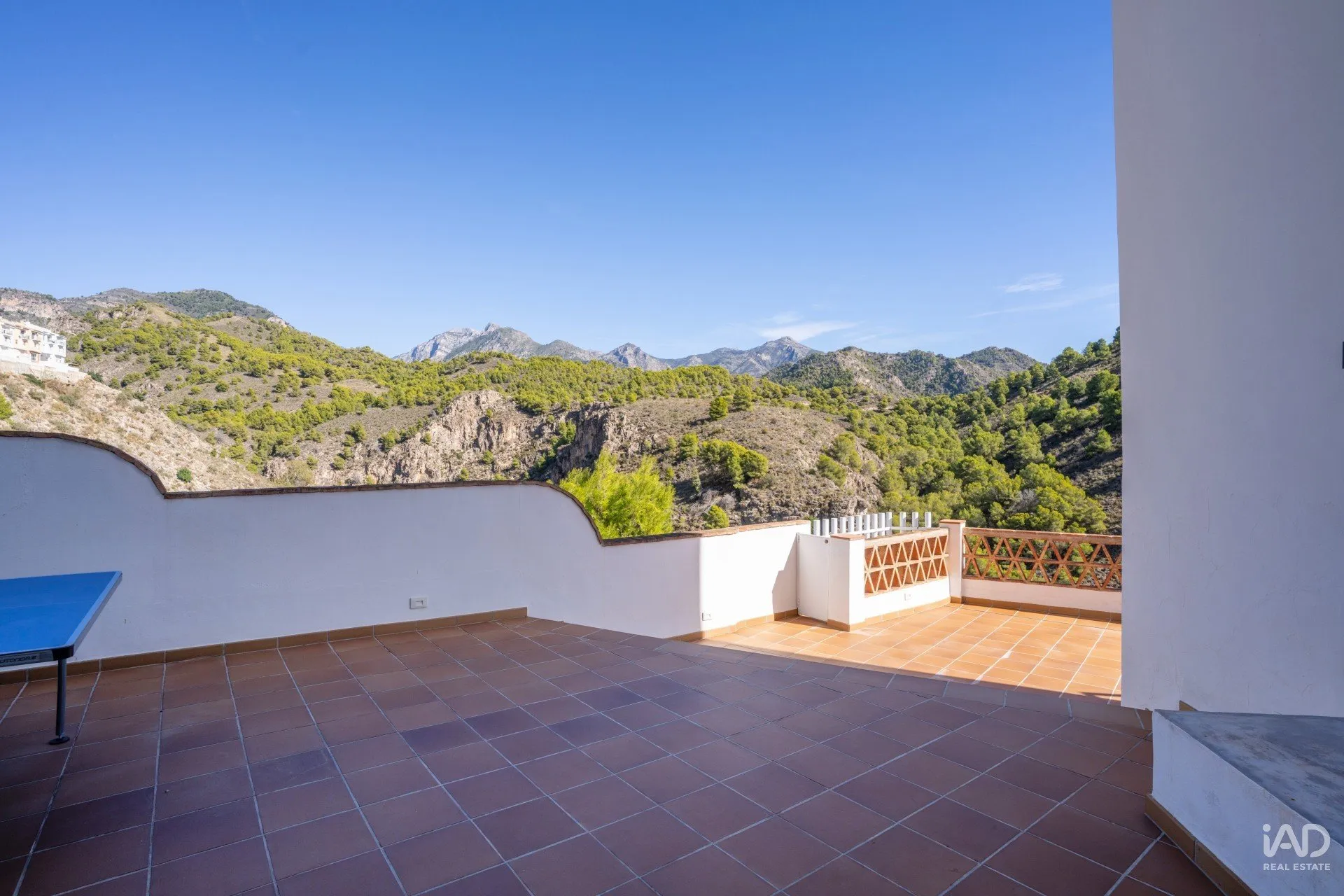 WcLgpBtmOVFP1XLvnDFKqfXeLlzxUmQx4vdbd42U