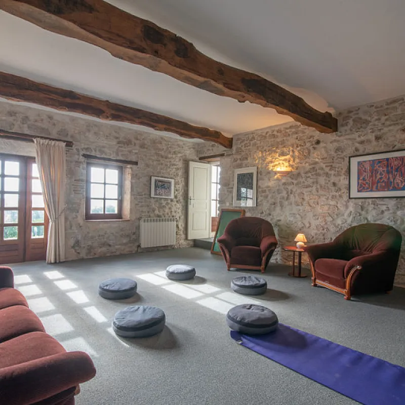 CfxA3VMavXNmV7dqKUrwTMI1y8VGWtnhiQZ7sOUM