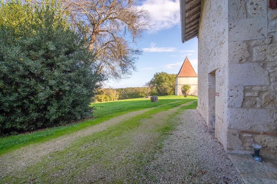 Wa8fDaSD8Sc9N65skAqXnvBV9kkhYrUCRfKKlu84