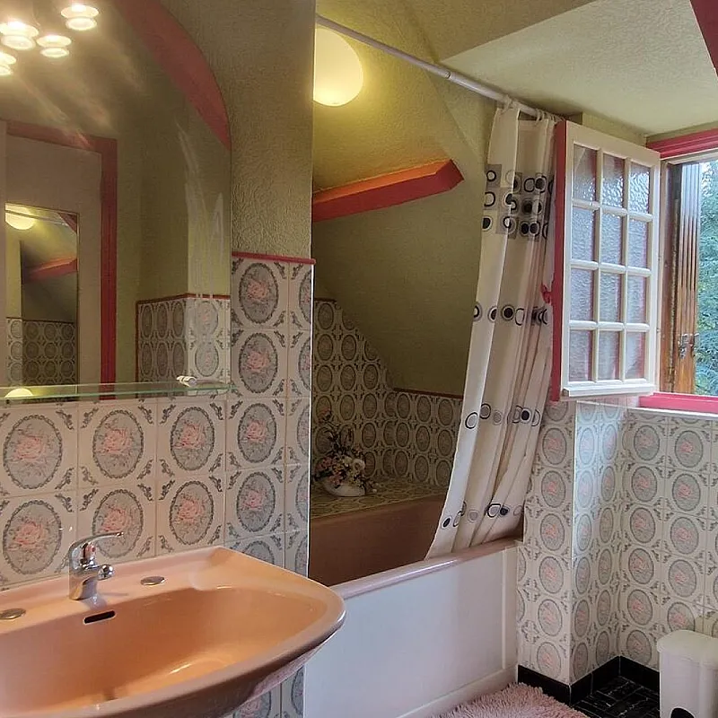 dLOR9EaavYaJ0UgWf1iY0tLUTa3VI42RYla4FVQR