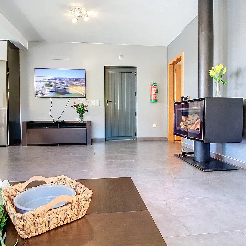 haU6e8qFTIN7r8E2dM2BMbdvgyed7uAZ1NBR32sI