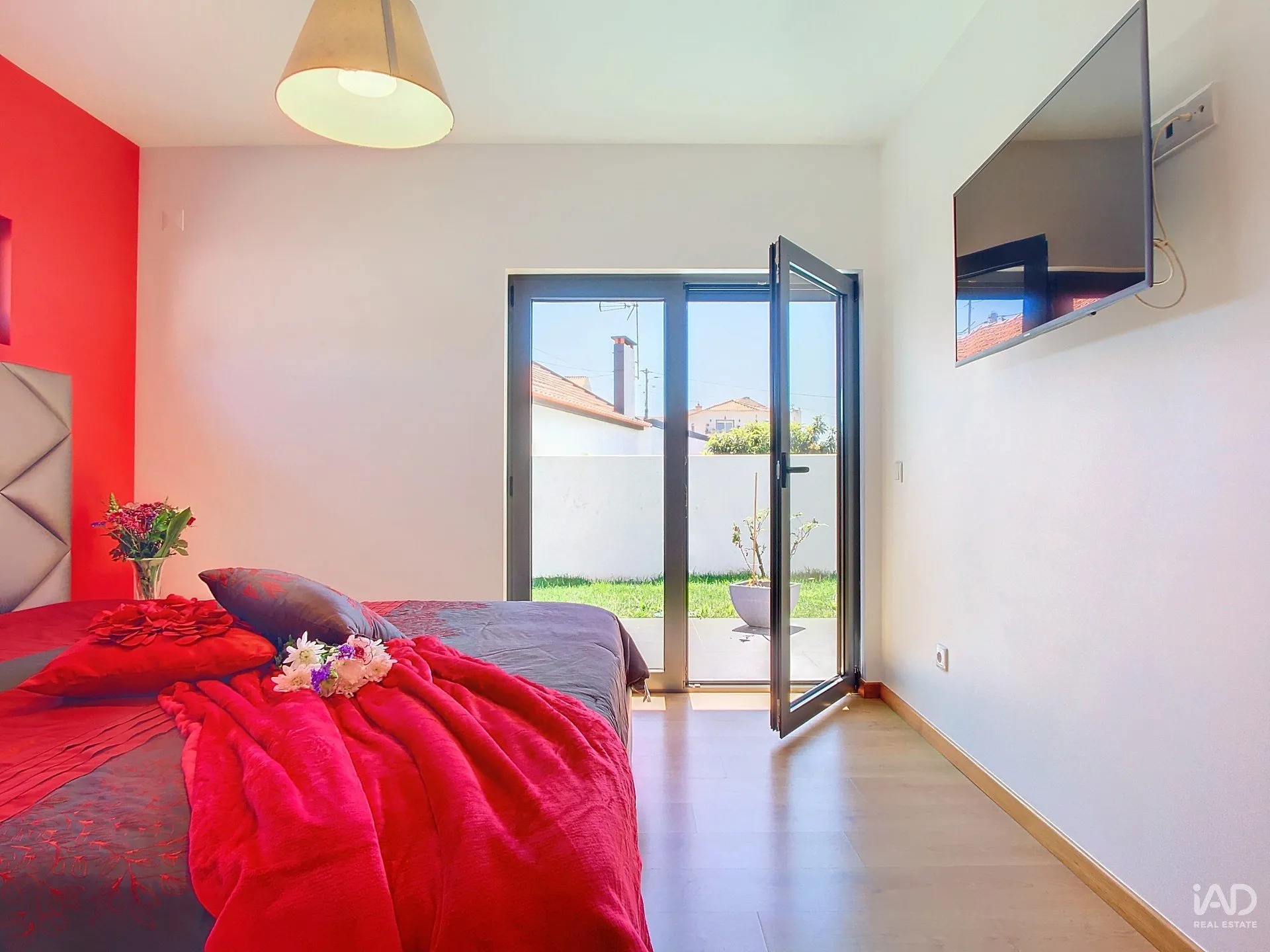 xALYXiOOsm1lO3ONliXQmcEiQVxZubAvIcVUdQXX