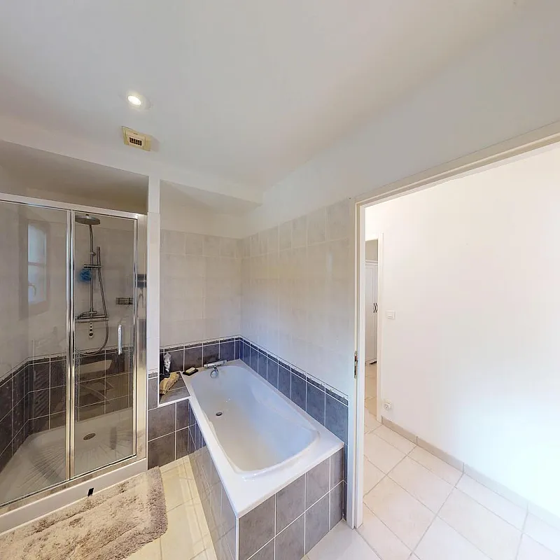 yfFvlVFDDvJzGf3i5Iz9466i2VCiZpXJFbdv26pN