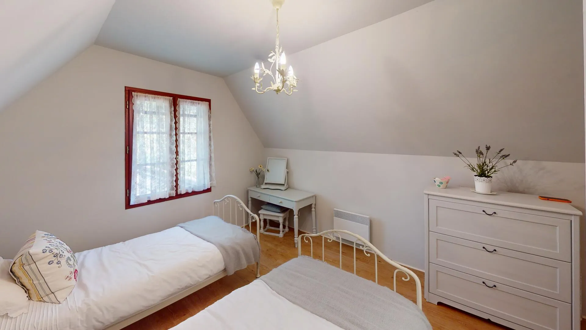 yuAr0TNXLuHn9oEFnk1U1OLFFSmr70MC8z9YheIA