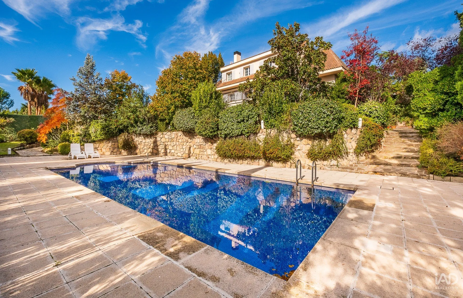 15jkKPliMDJZAlDI2vUOrh2kNTnuPgRS7mcDe0qe