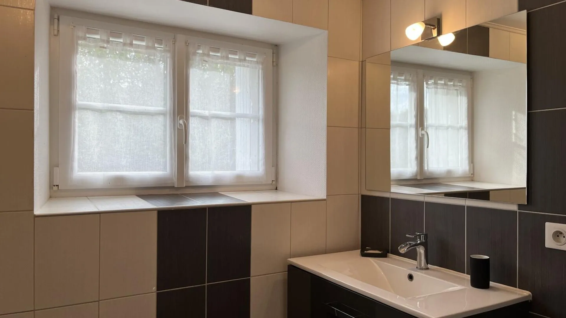 nRK64jNwGhLvEUDfpDrk1dHsOefFGr3O8z4SJJ3j