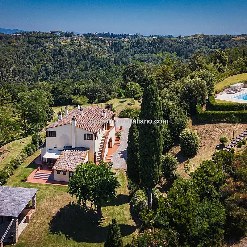 Elegant toscansk villa med 5 soveværelser, olivenlund og pool i Palaia