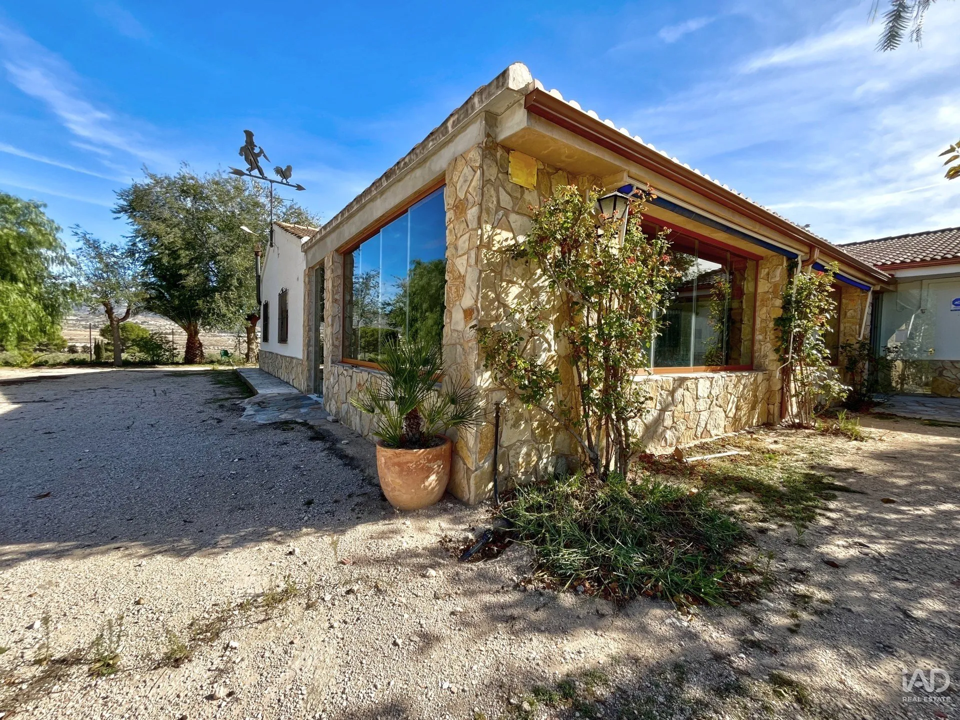 wVqN5JwiTxVGHFNcuoezaaxNWgywV5jXXPHHwlXH