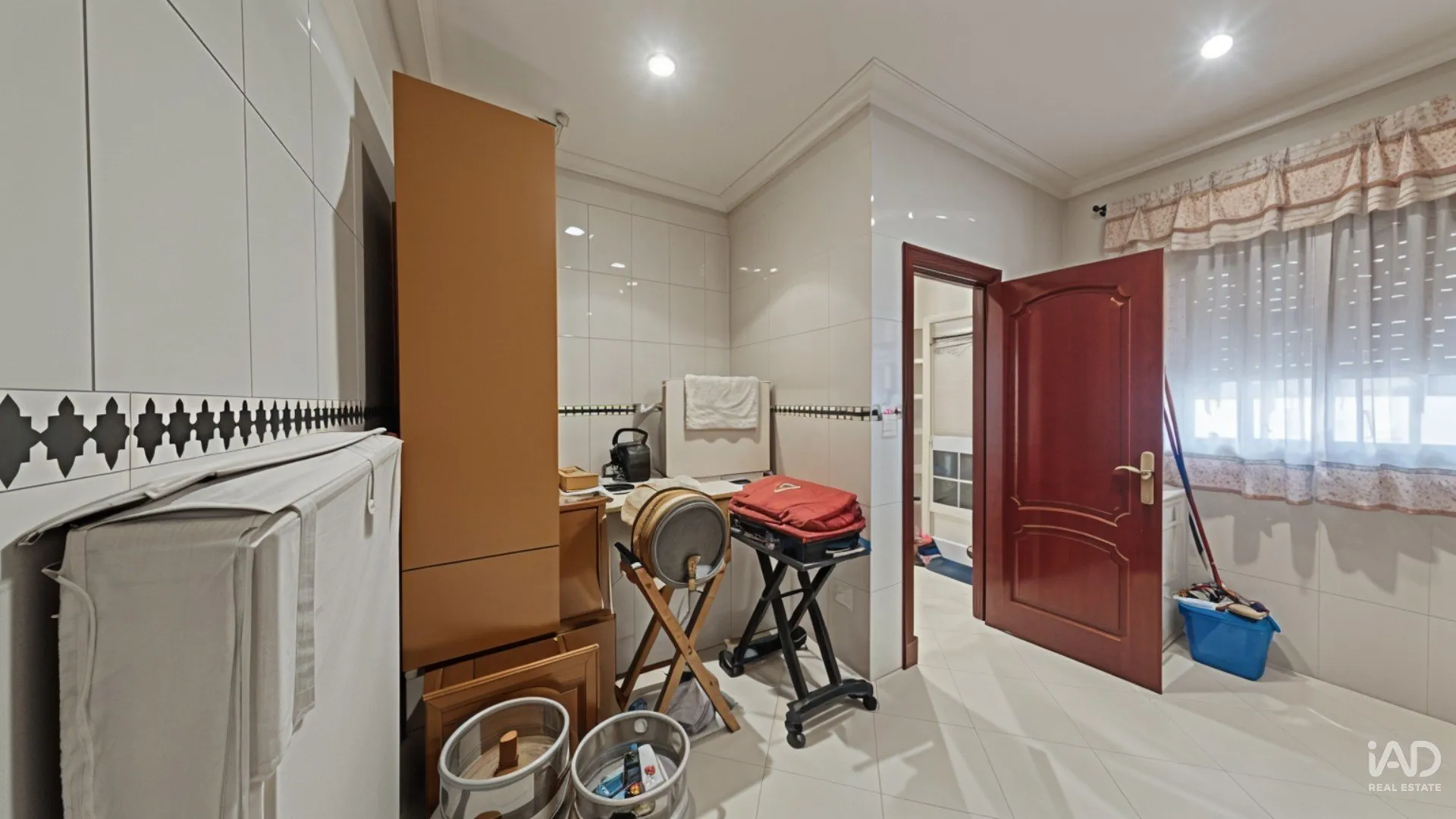 bNCyihD6diAgzMWBZgaHeISdiGVaKI5dJtURHsPw