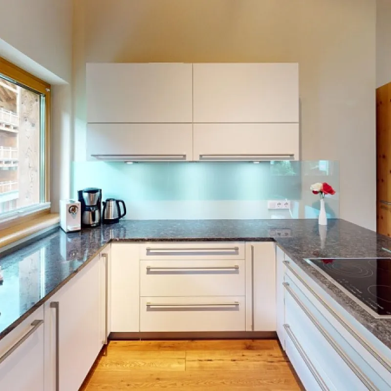 i1YeAUdLCdCxZkCD4K6KbGegAmMzqBuwzIbeKIir