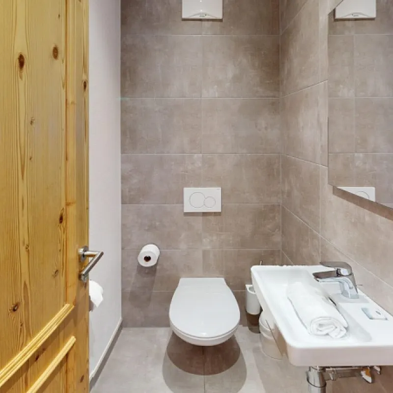 32WZVigkjNUb17vVz8uSK66eNRJCO6cfedWbKdQt