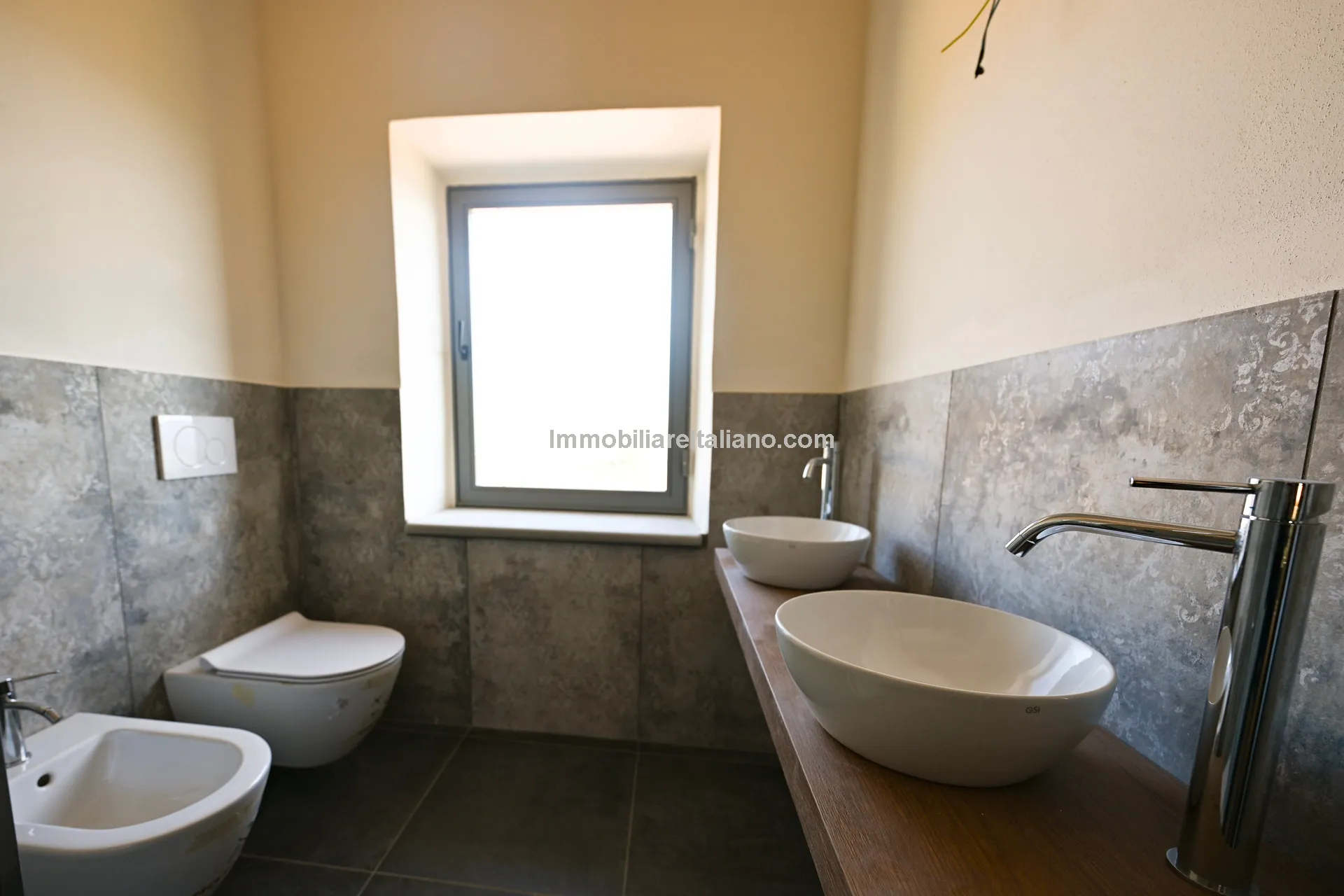 IBO6JiCiLwsKOtQkAUiZM0ZFyKUixdGGjI0Sz6xe