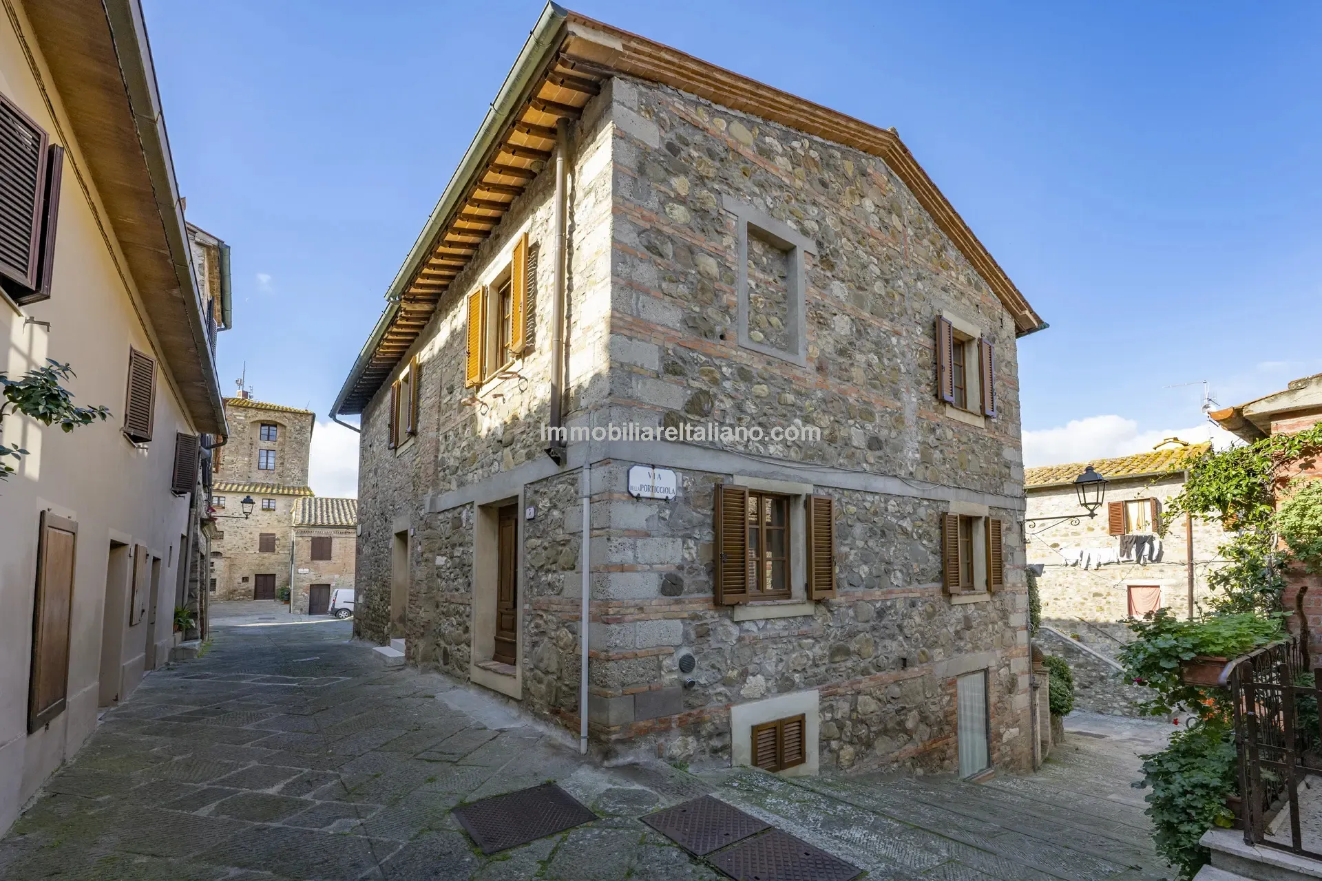 6QspIooMVAEIxW0VOLdCe1gSBJxNEKnAkeYlUdBN