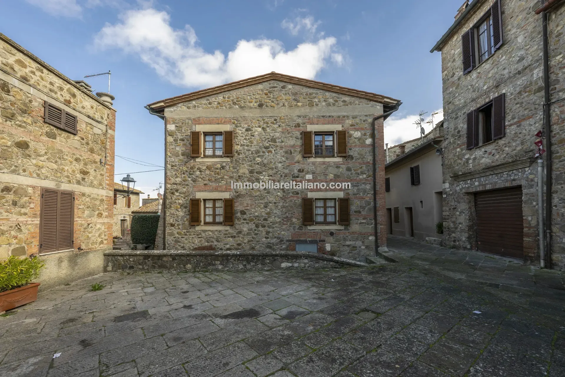 oFOtIjKmzVvGBfUdkCw2CPNQD7QbJFWDyQD1qpzQ