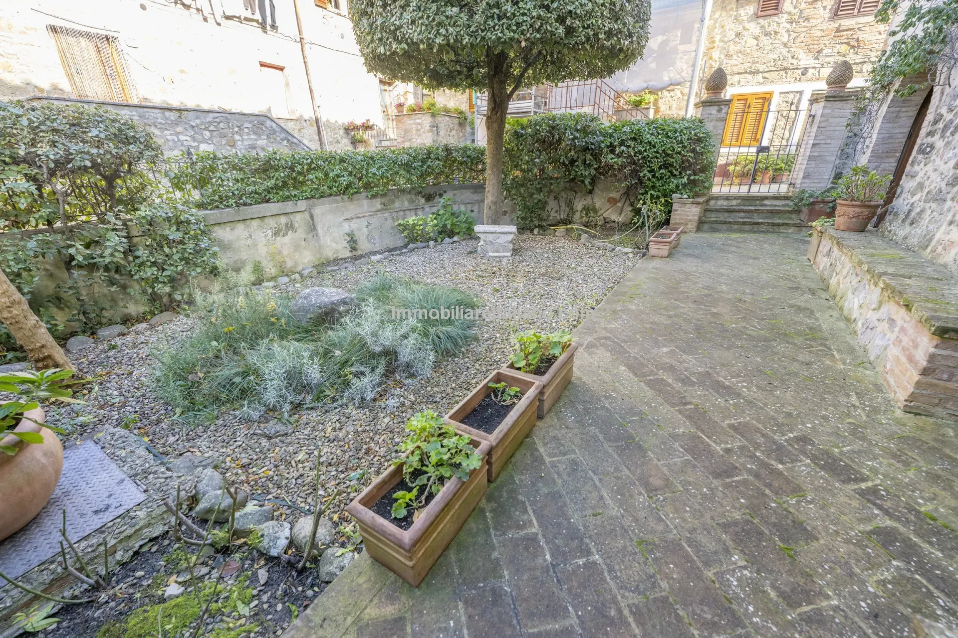 B3AmWqHTMRLhuIj5JGkFSuh4YyS7iPc0wTE0GqPK