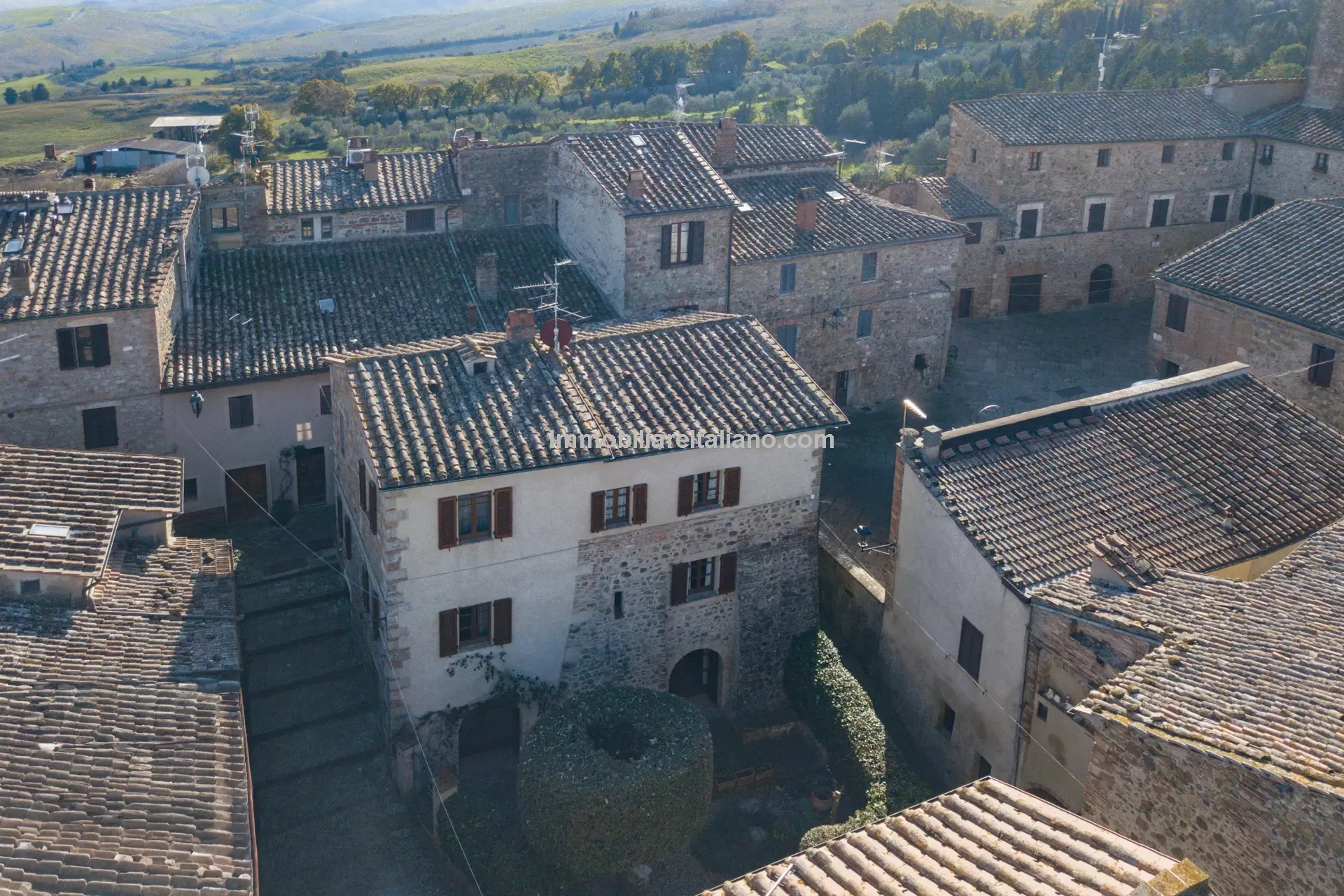 ylXKUZaqHqKX3svLiqBTiqNzV5MOj5l0QTsojcUY