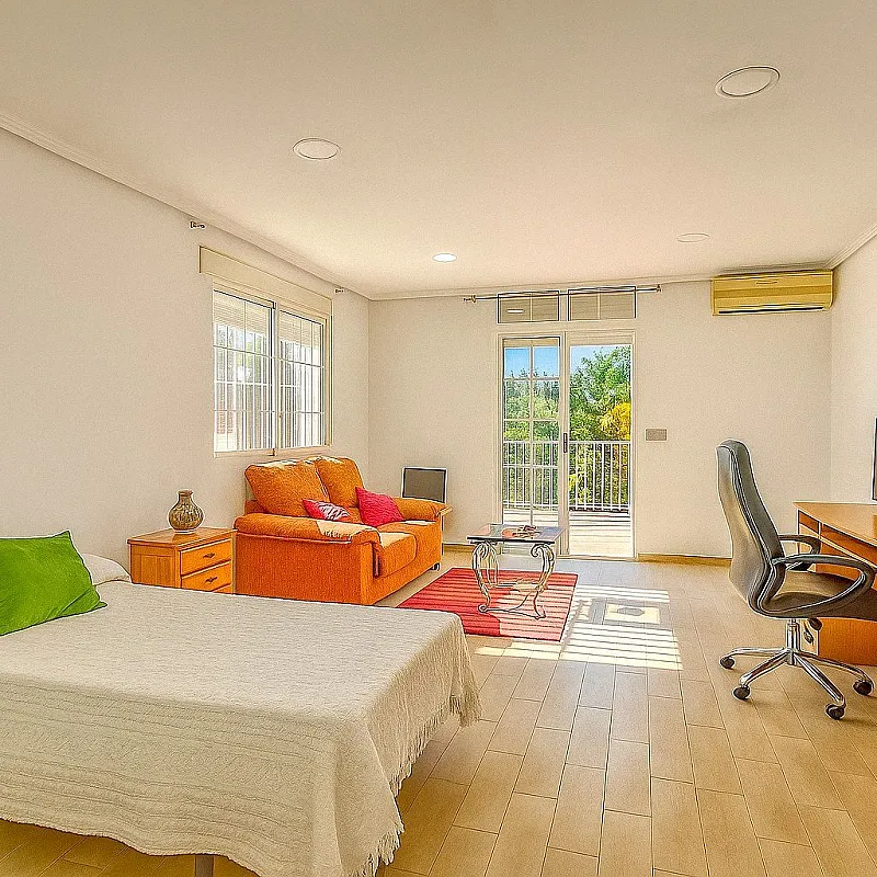 0aqsuqaxVZolX3jNdYj5lZ83FJdfDd4YZ2QxRxZP