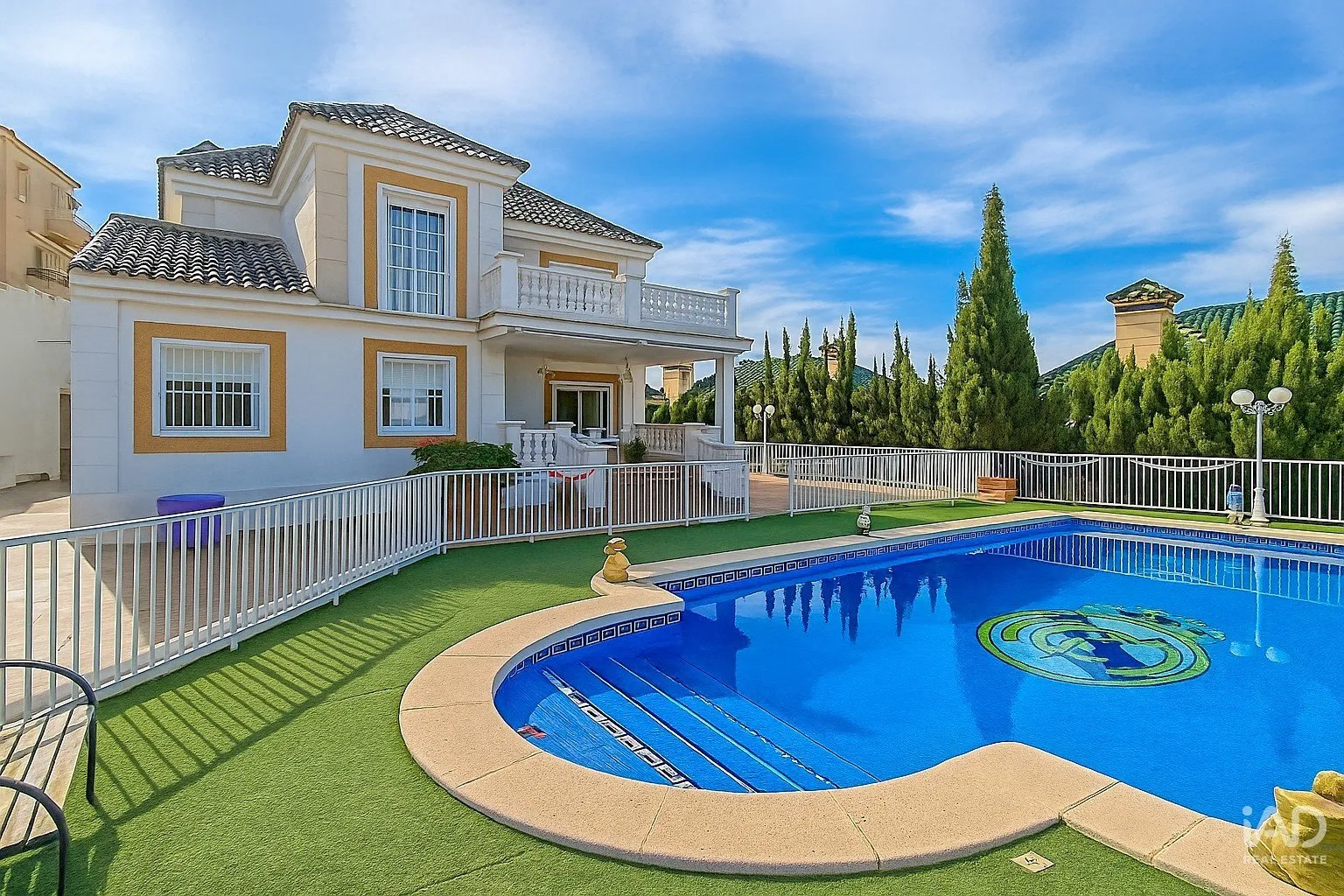 JHvKvpGCuzDLPowmBoa2P2sFgwgn53rMnSezoZKy