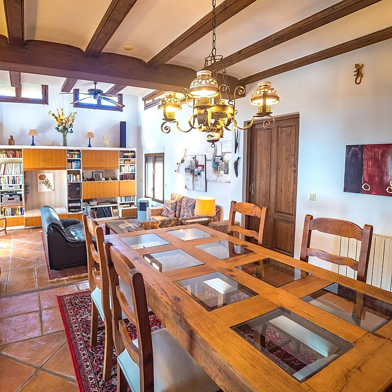 y8BrTSEKTrY23YEotdArEeCNjoGoAKsSvBSIBRJU