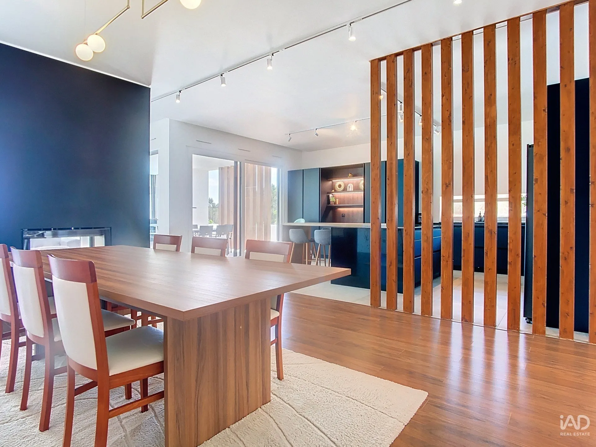 3XZZUA7f3SnSylyTEn9KL4ht3DjZRProdR7arF1X