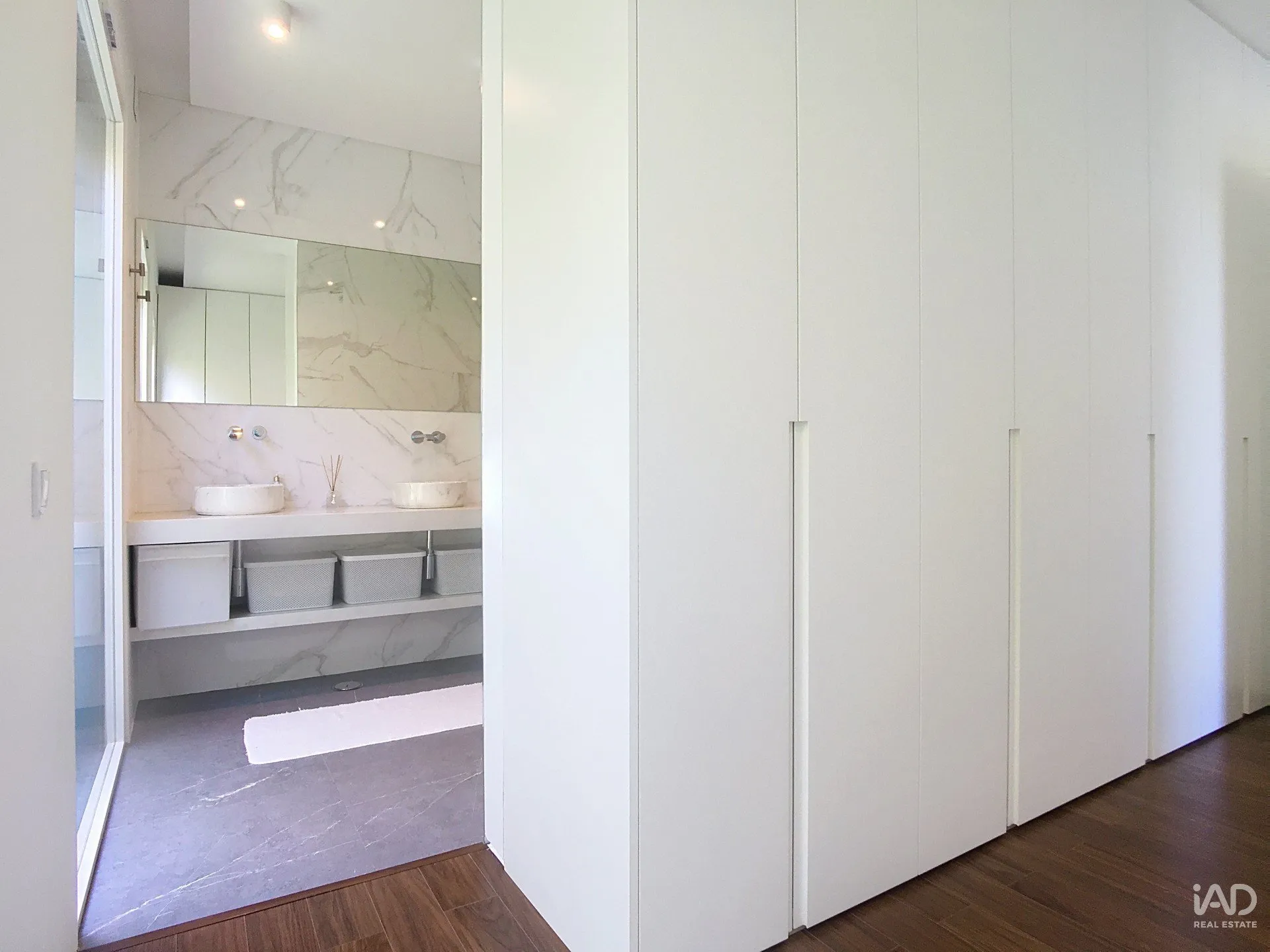 bGOcFPudyuKaF8TUTKgeTXGlcw4lJFRx7Nur6tBT