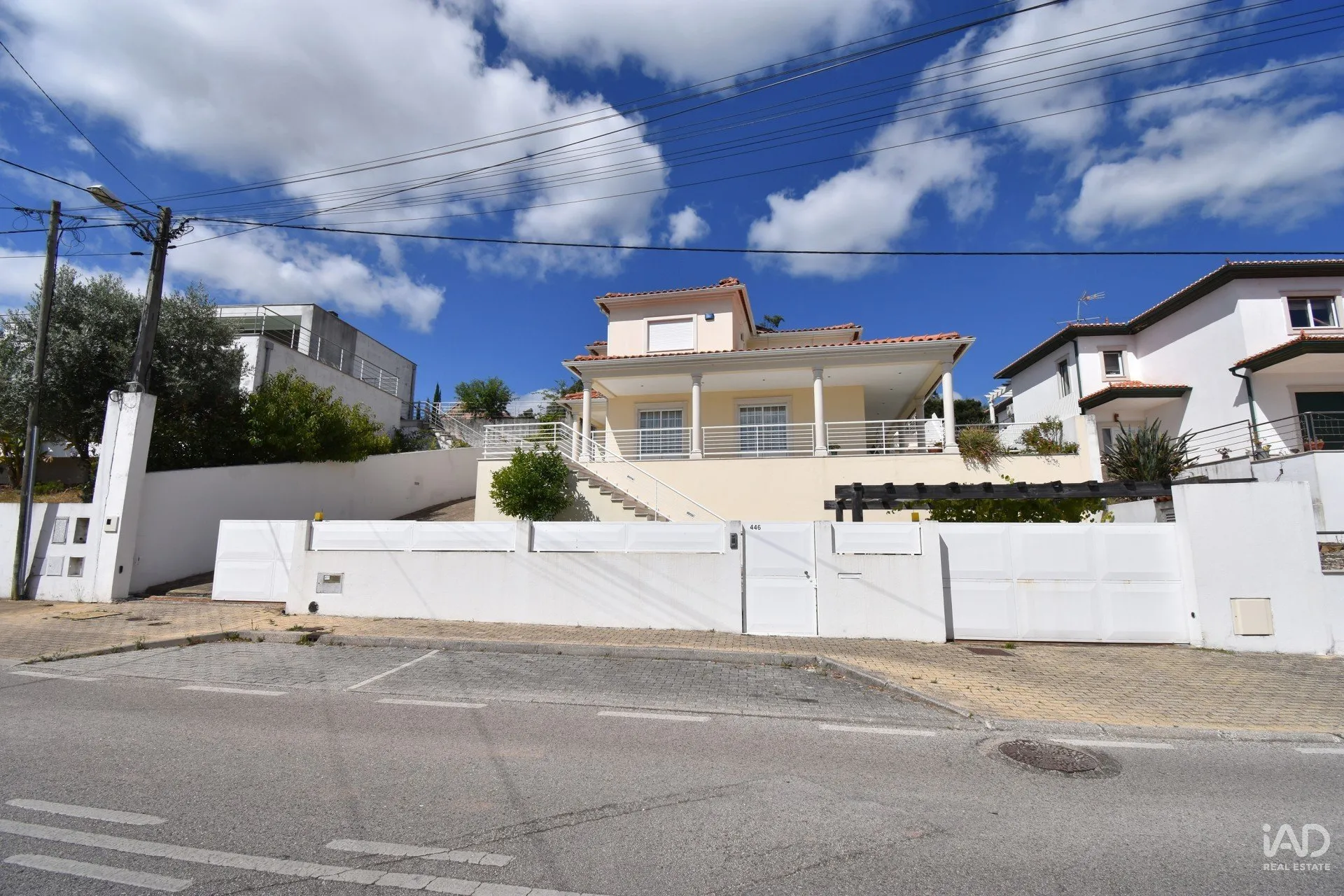 hxBZHr92Ilck1N0Ouy2fUAbfWcGAax8FFZpV1NxZ