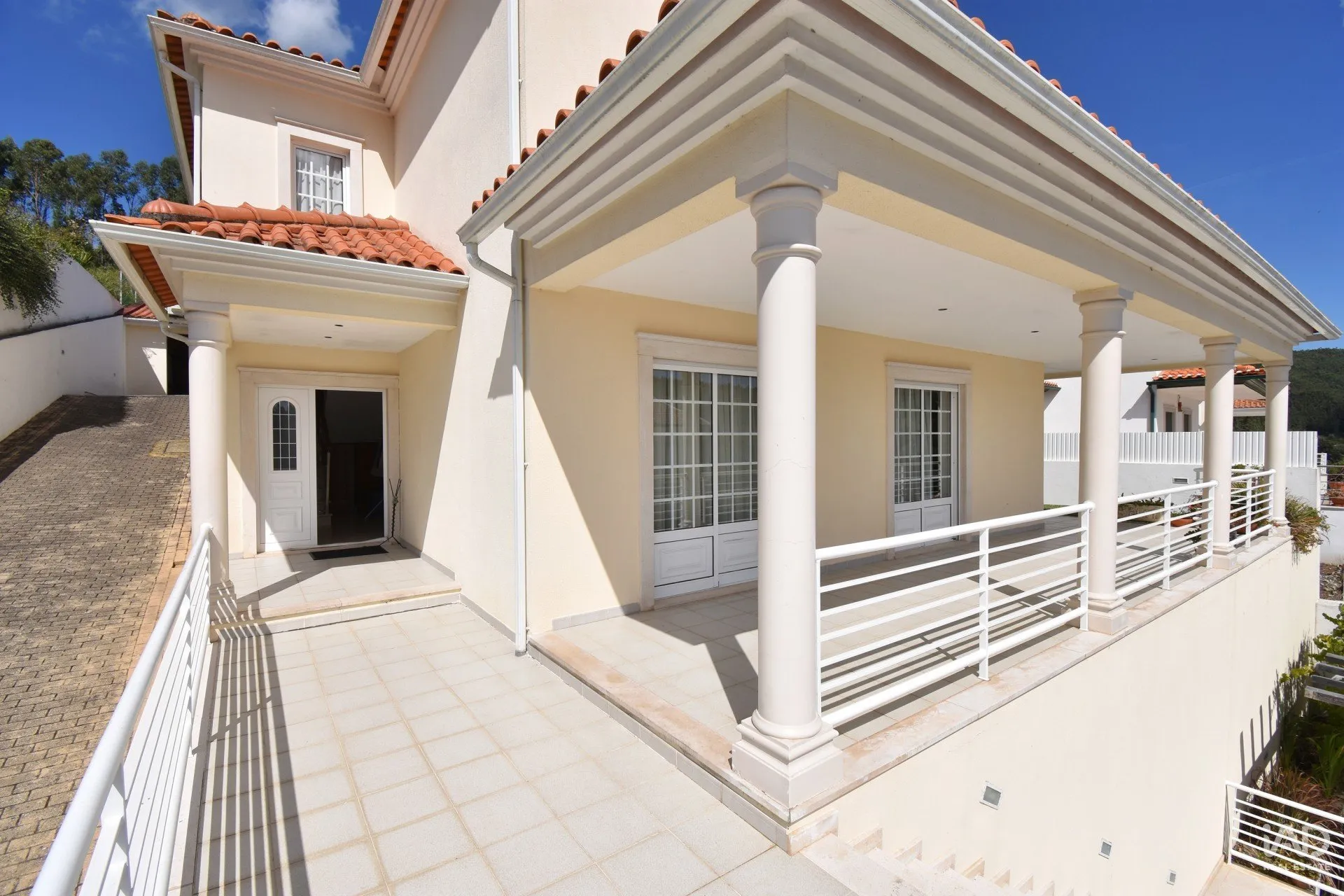 pUgMp7WVd0QrECllTswo1N5hMWzPt7xmYjJQy23r