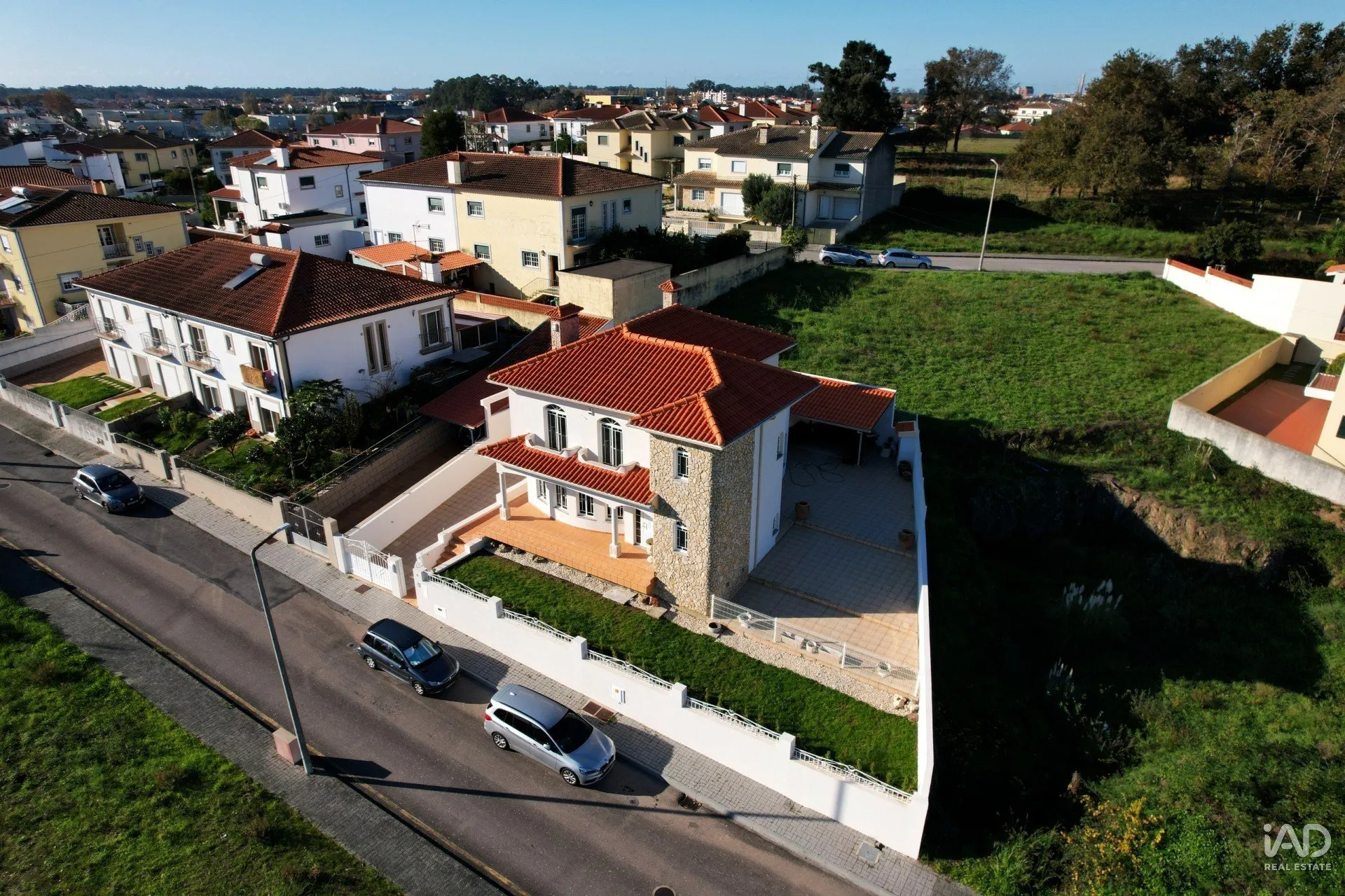 ebZ5pxUGUPJZgfqn1dK1GvLEYbSA7vh74E6NZVOv