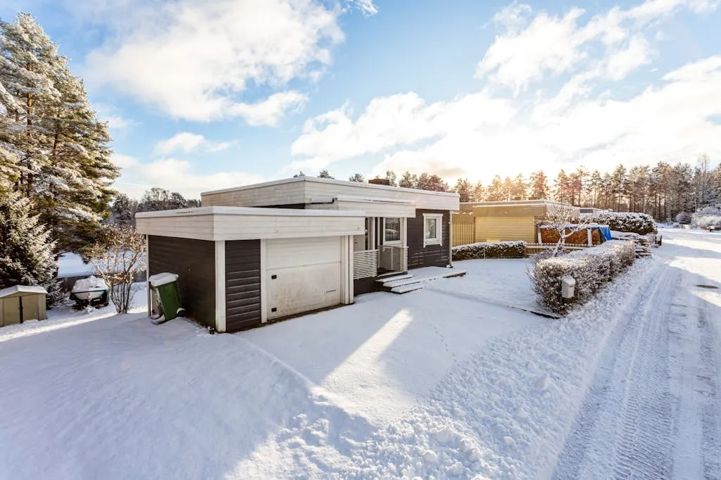 Lo12ctSVVbLgMR2kQgH1Tr4JUISJL7U3edDdOGKi