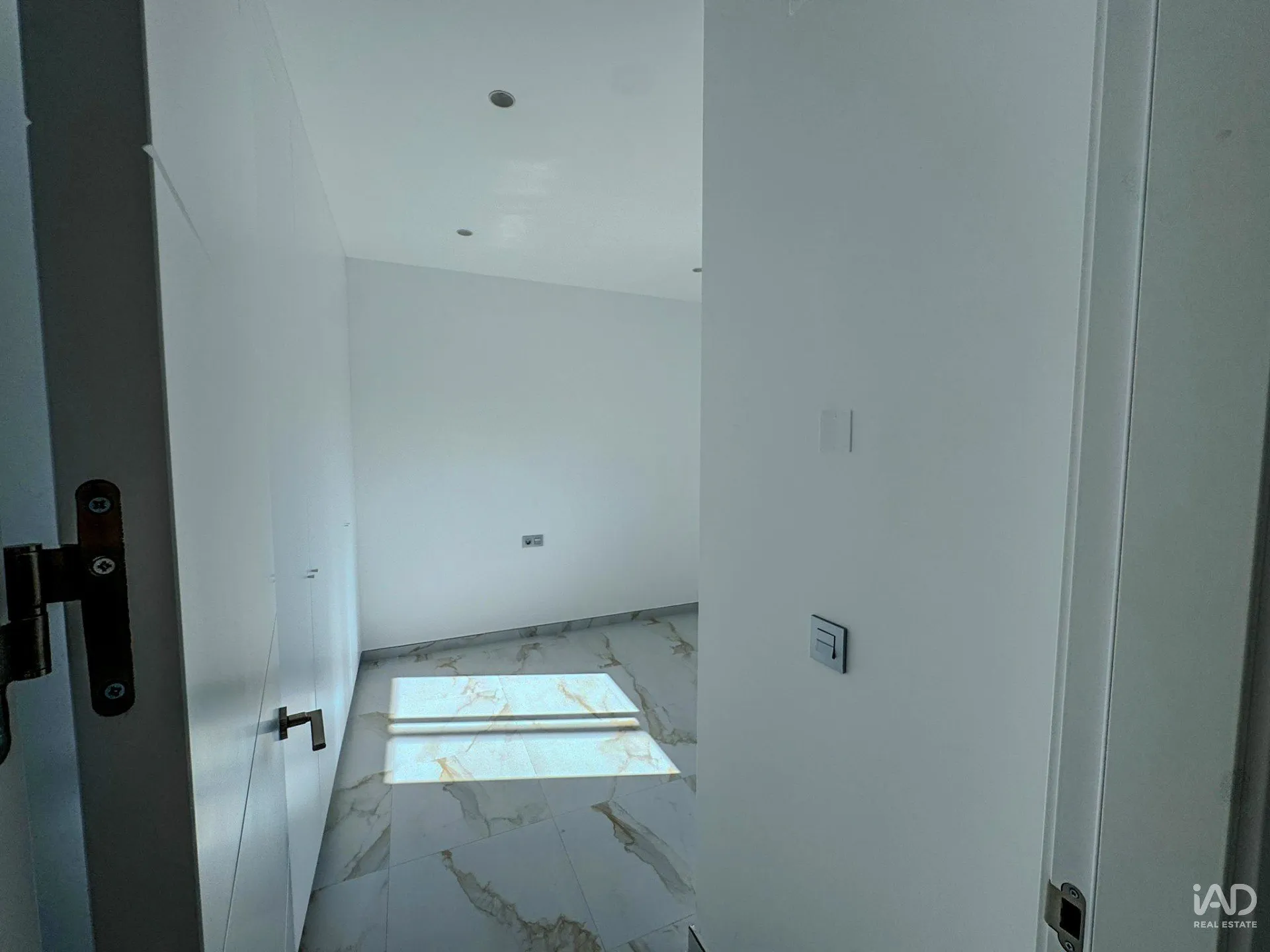 15Vf9tSgUx4sgK84oUEBcw7a7pMyXVcNgMteVlQf