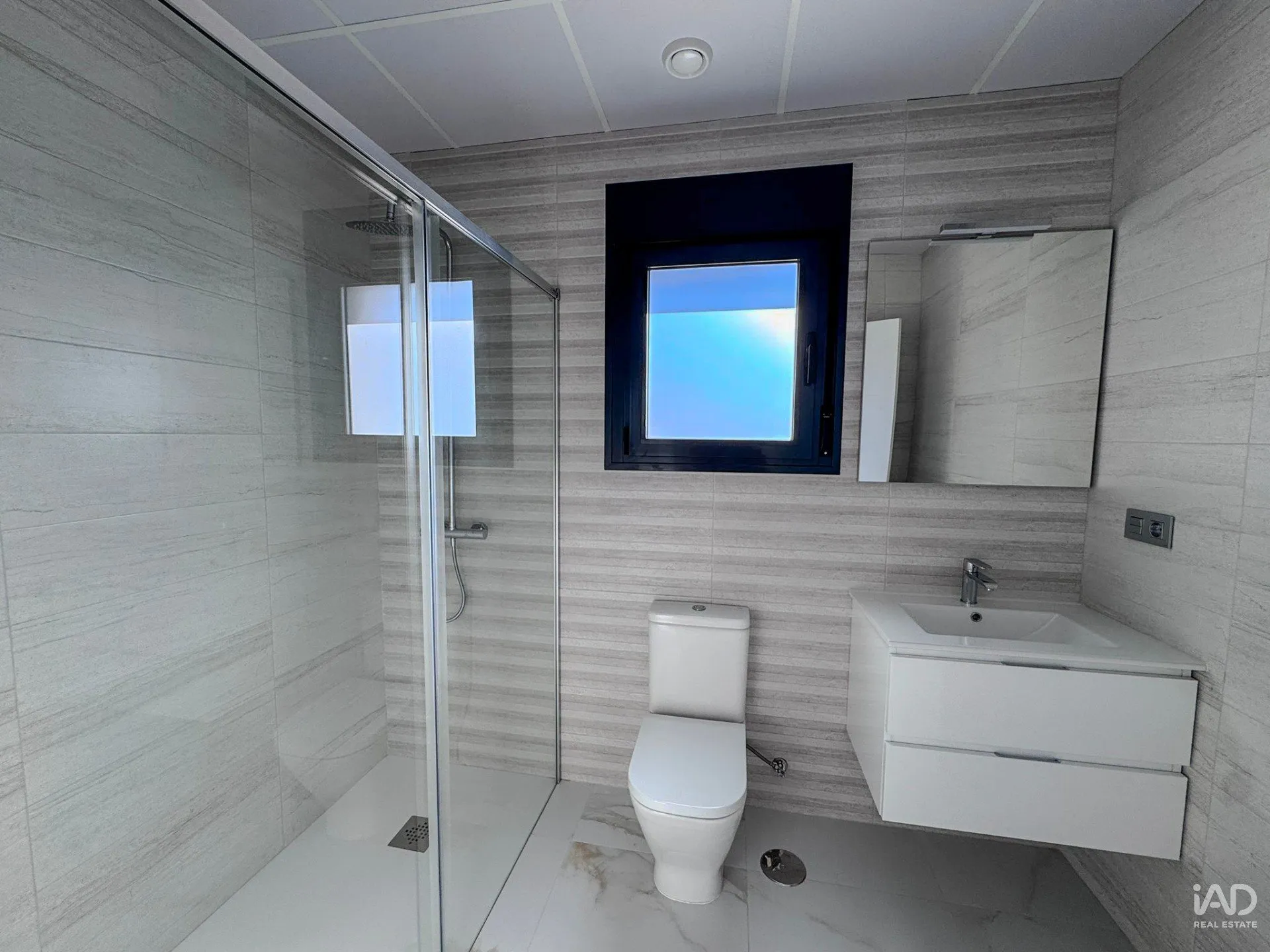 ANLNeEyp1QOMlcZtuULJM4FRj7mbTrPeWN8V6nXr