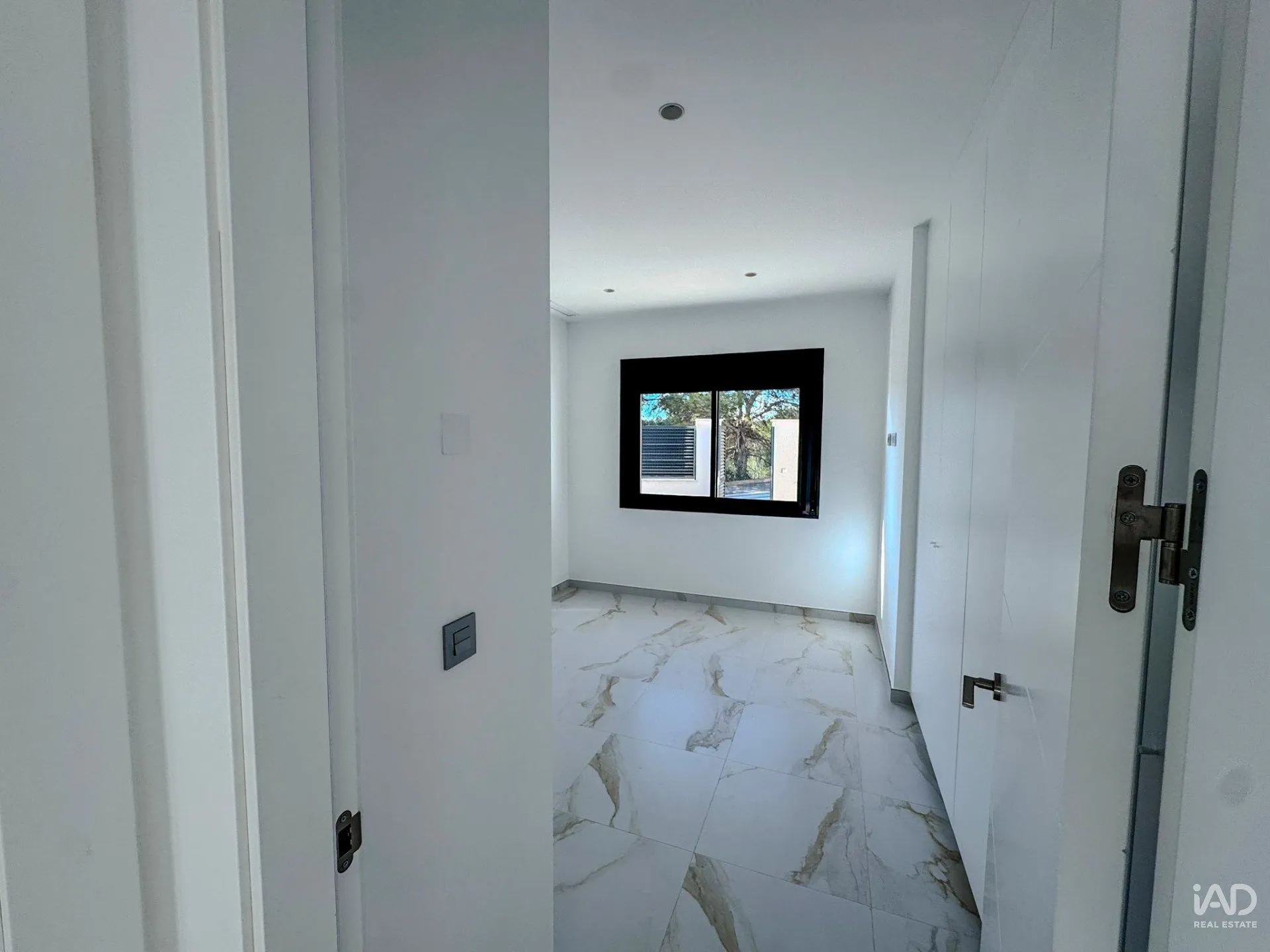 f002Zf5irWgKlpPYtjcPfsY9UXw0mSmeVVcWg3L4