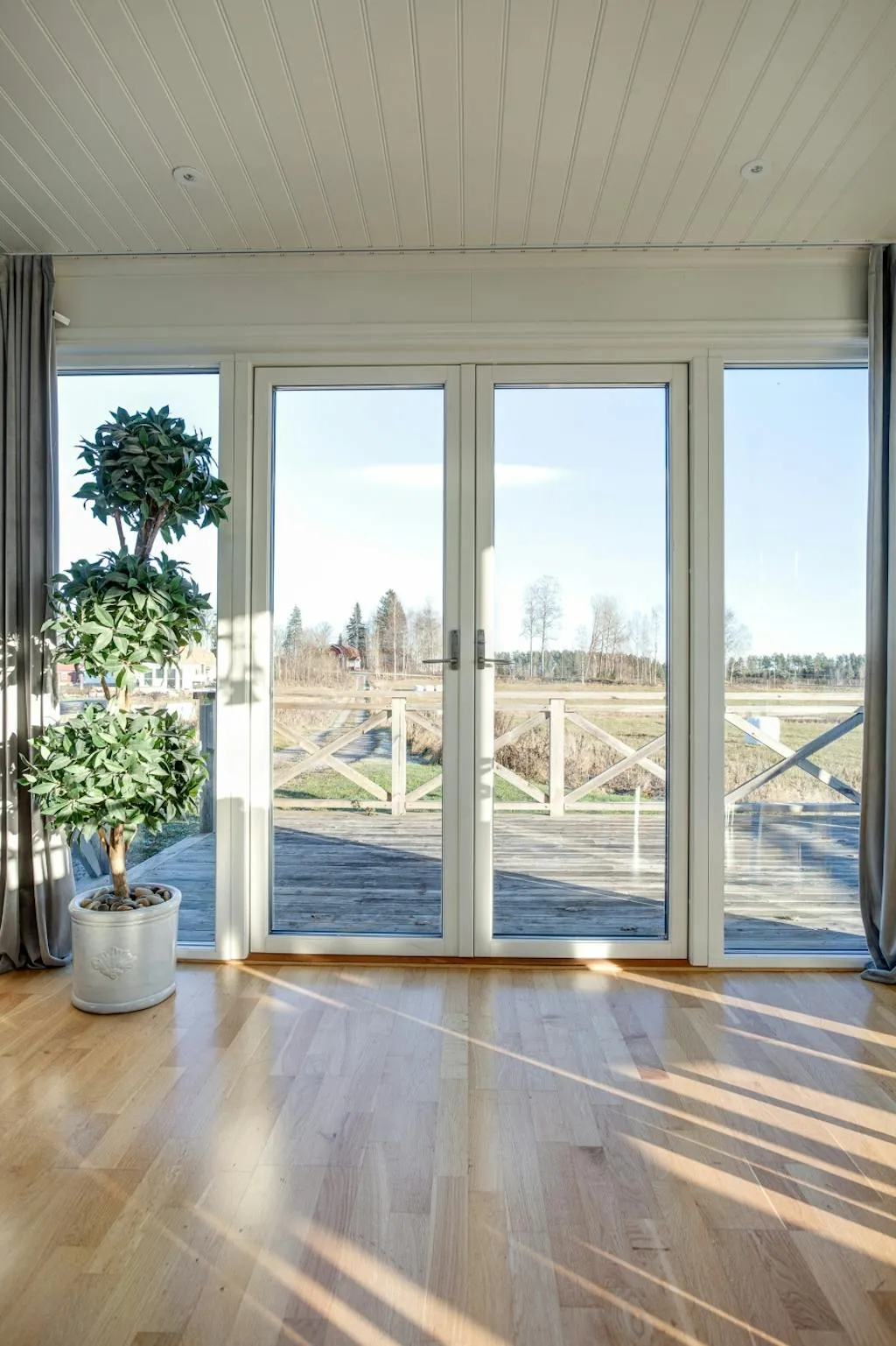 g0vRqy81OxZlbfiogebOGyOeTxpNxsoz5CzibmxK