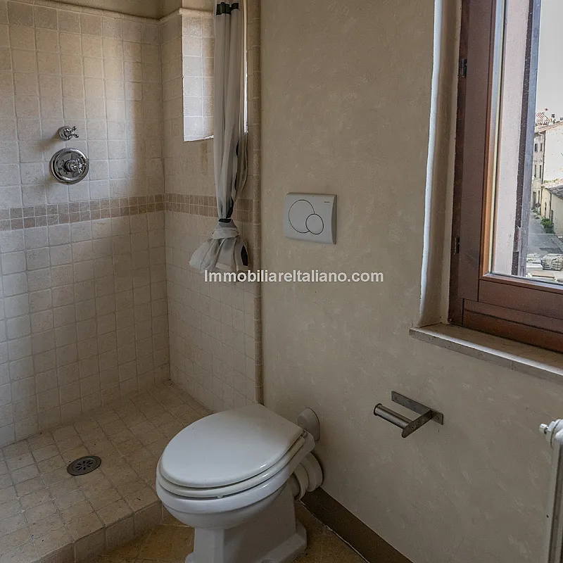 Oi0kvW9yxEIpU4hjuB9kbFlGIuRdUfy9FXNWIsz4