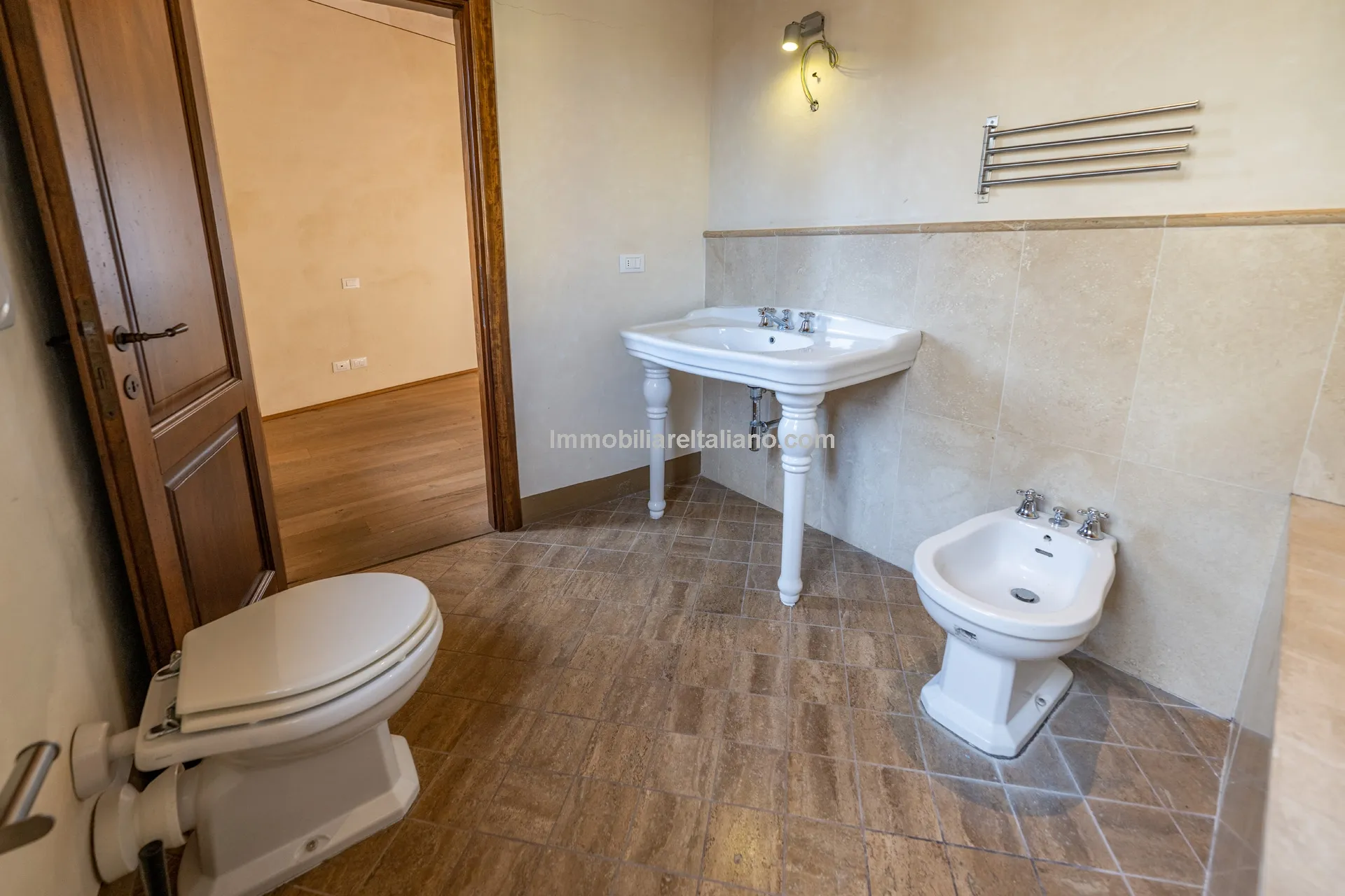 nscIXbY8v1XY7g1joUqZoFb8j8QYCadM7GXIFmZ2