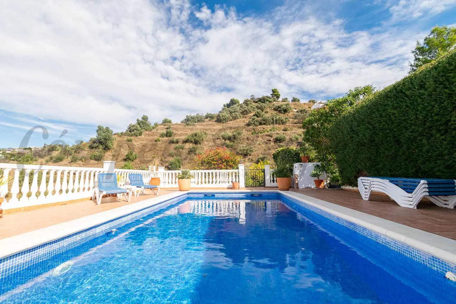 Vsbugs3TZunN3DG2QVIaXXFy07GomGgvt53sZqAF