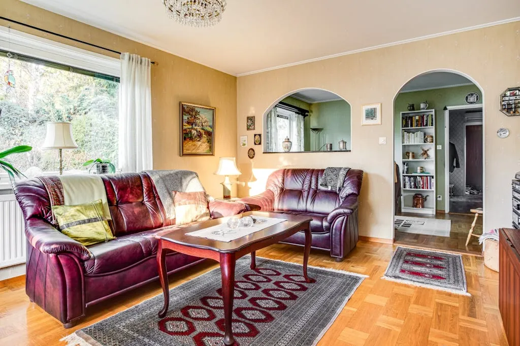 Mid-Century 2-Bedroom House with Expansive Garden in Adolfsberg, Örebro - View image 19 of 24