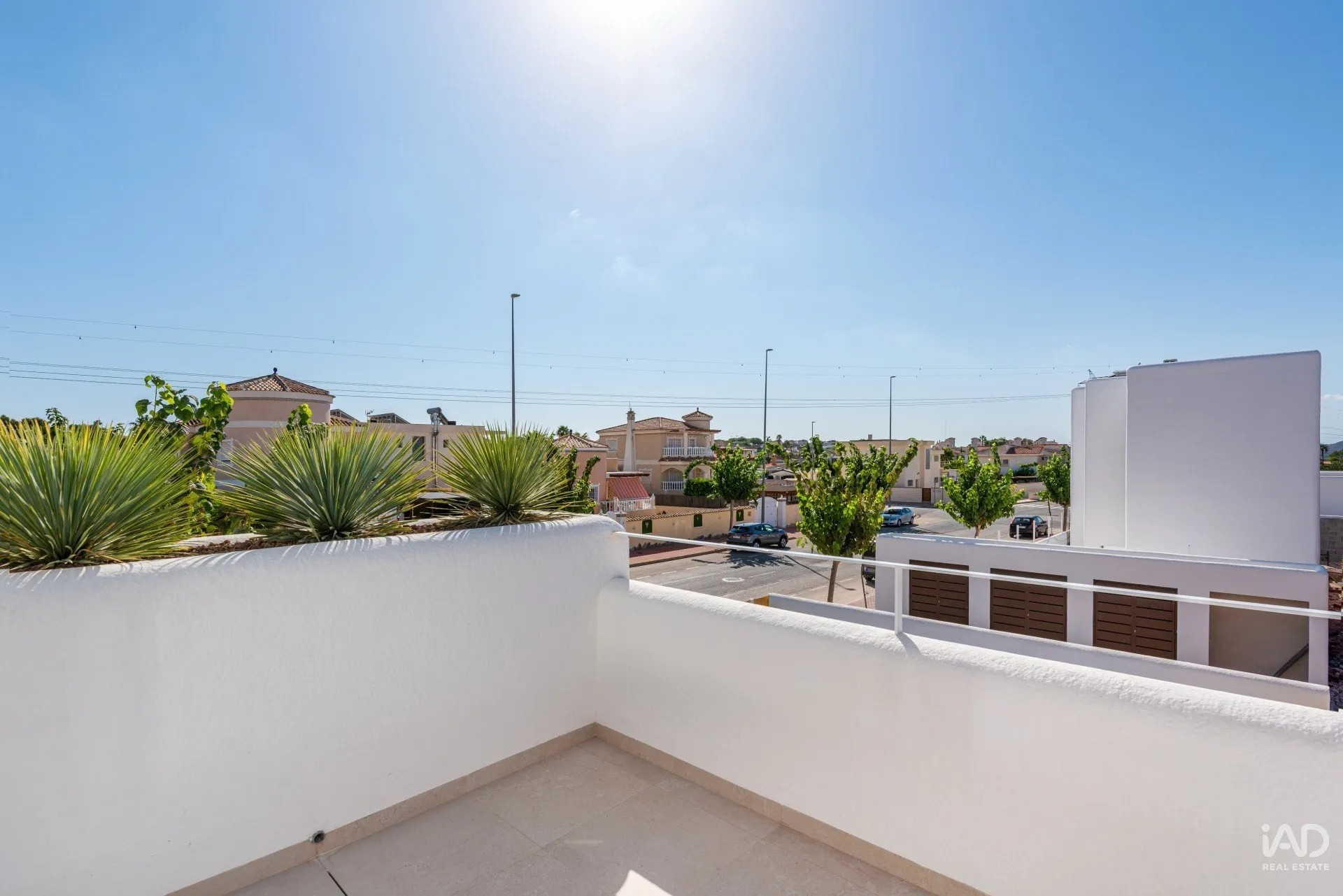 Contemporary 3-Bedroom House with Pool in Los Alcázares' Golf Haven - View image 13 of 15