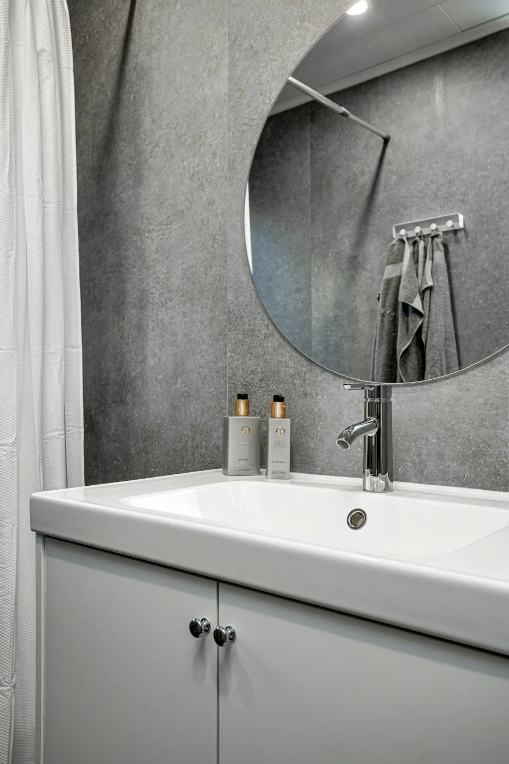 1950s Swedish House with Garden on Corner Plot in Gusselby - View image 6 of 37