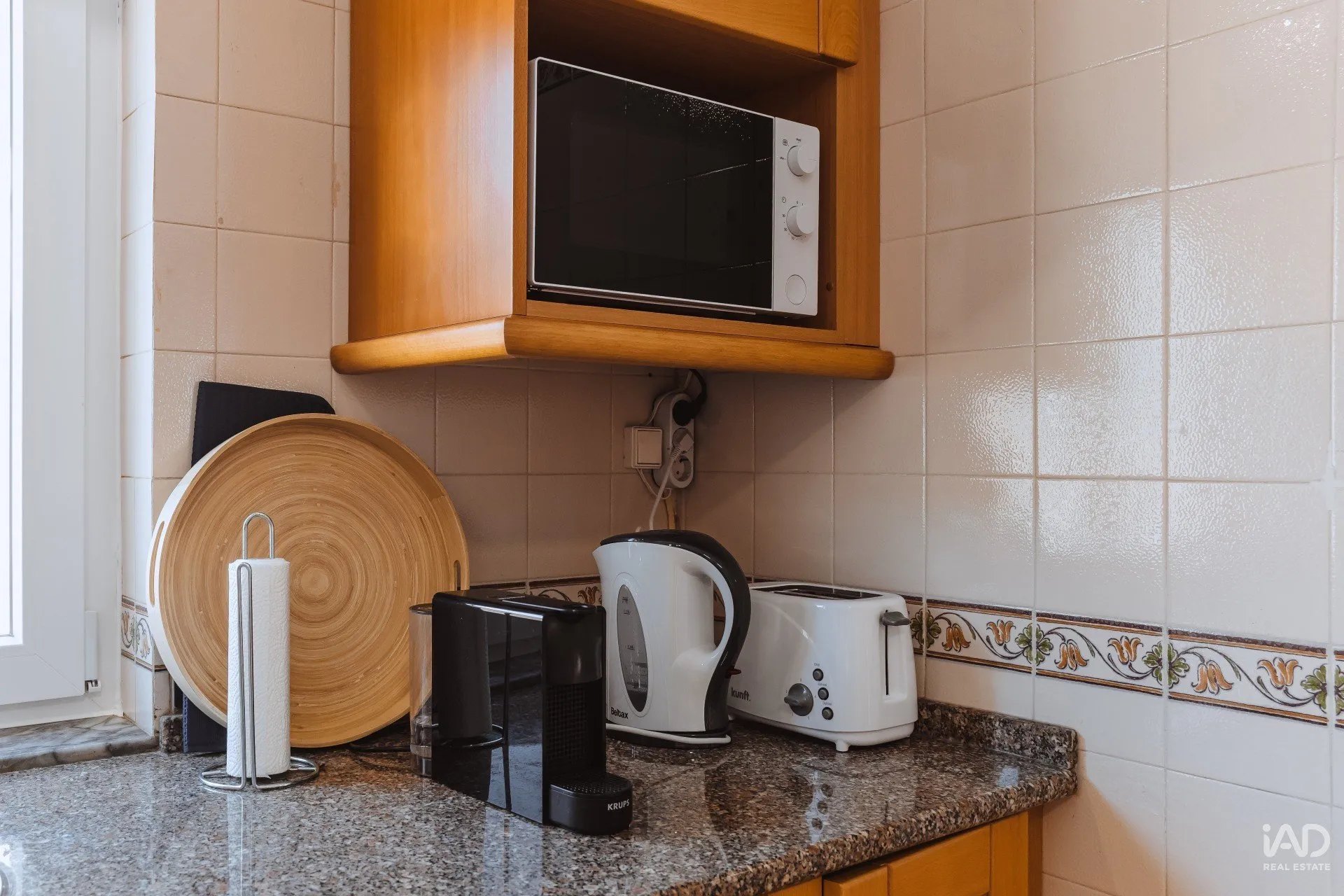 Spacious 5-Bedroom House with Garden and Parking in Silveira, Portugal - View image 21 of 37